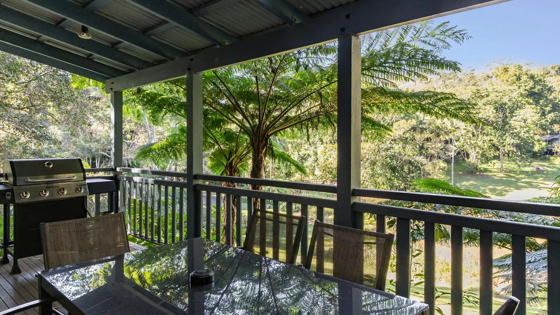Montville Country Cabins