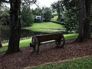 Montville Country Cabins 3*,  Australia
